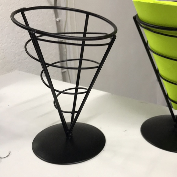 TableCraft appetizer cone - Picture 2 of 3